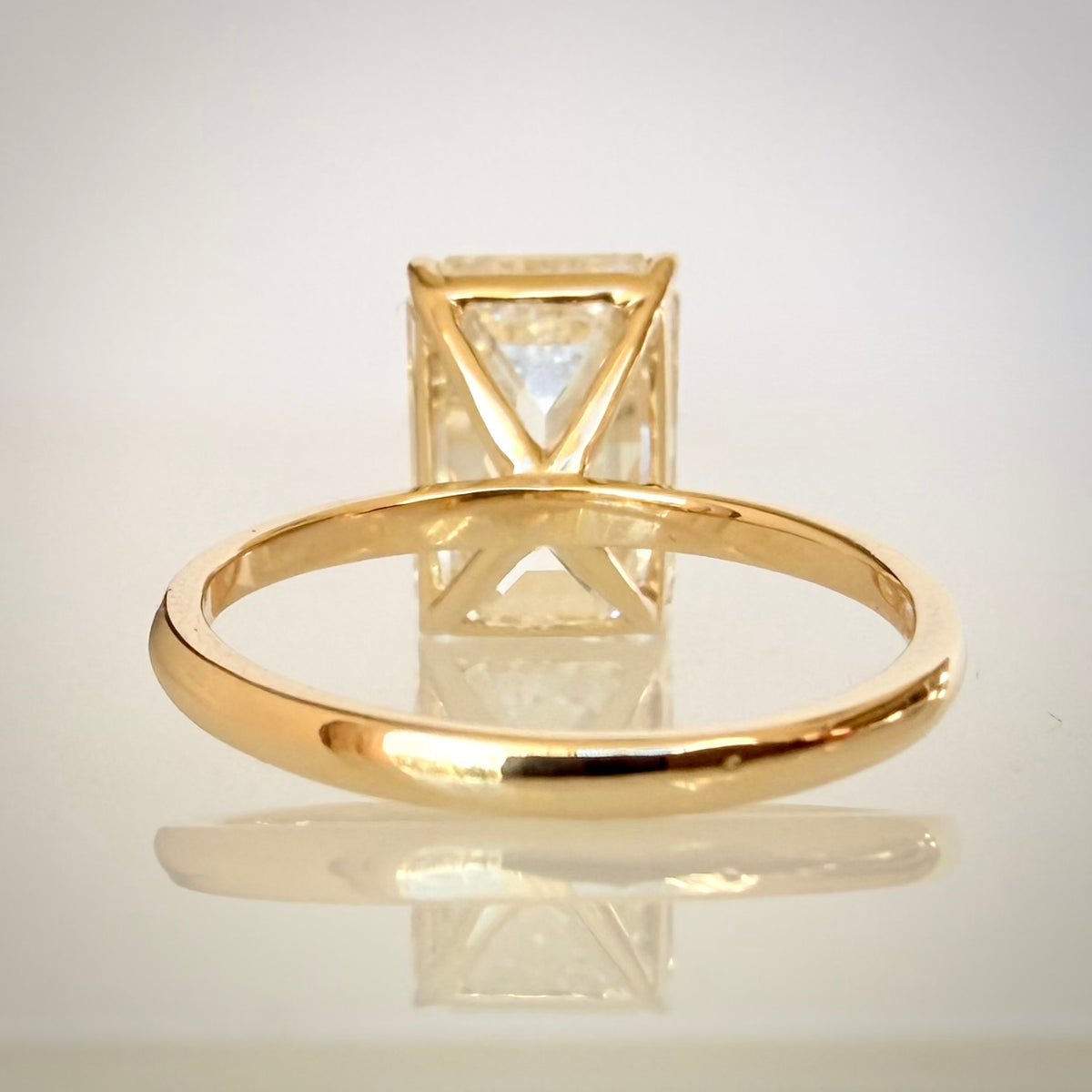 6,04 ct Emerald Cut solitaire-timanttisormus – F/VS1 – 14K keltakulta – IGI takaa
