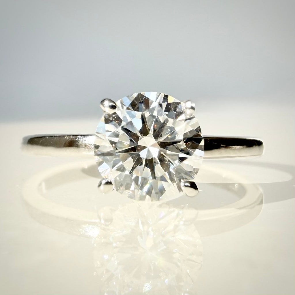 1,13 ct Hidden Halo -timanttisormus 14K valkokulta D/VVS2 IGI
