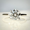1,13 ct Hidden Halo -timanttisormus 14K valkokulta D/VVS2 IGI