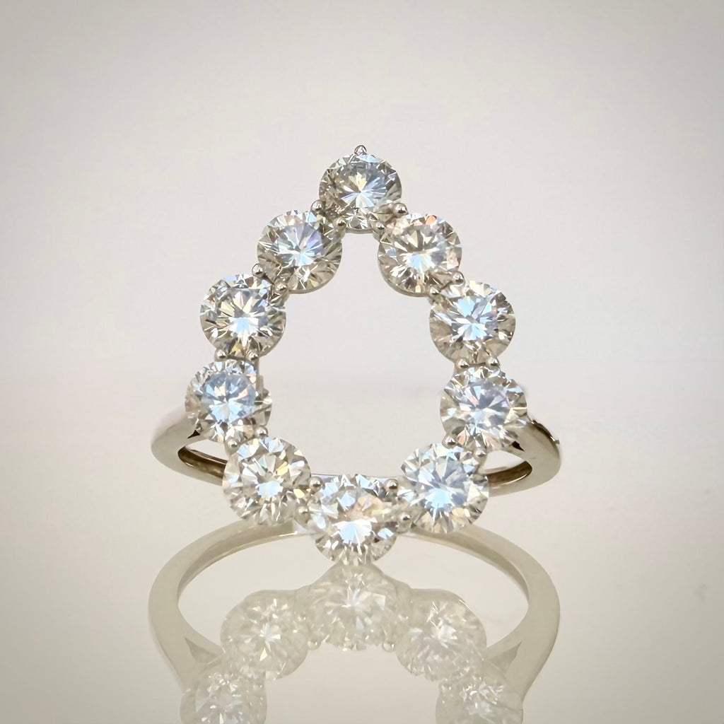 2,08 ct Open Halo -timanttisormus – 14K Valkokulta edestä