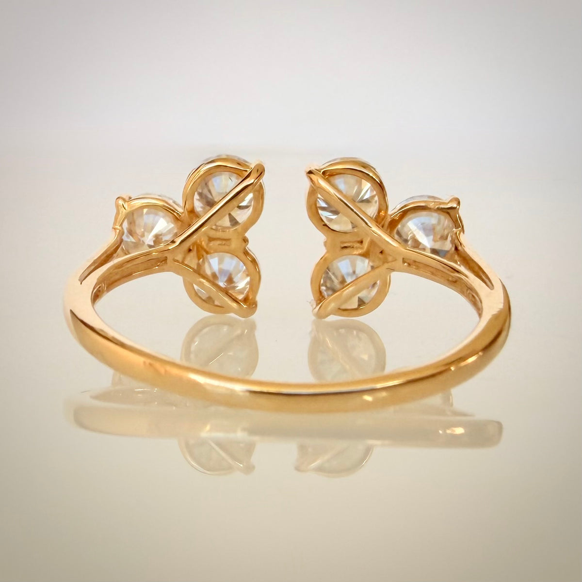 Timanttisormus 2,13 ct:n Luxury Cluster 14k keltakulta takaa