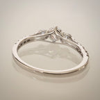 1,00 ct trilogy-timanttisormus takaa