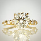 3,00 ct Hidden Halo -timanttisormus – 2,06 ct E/VS1 Triple Excellent – 14K keltakulta – IGI Suoraan edestä 2