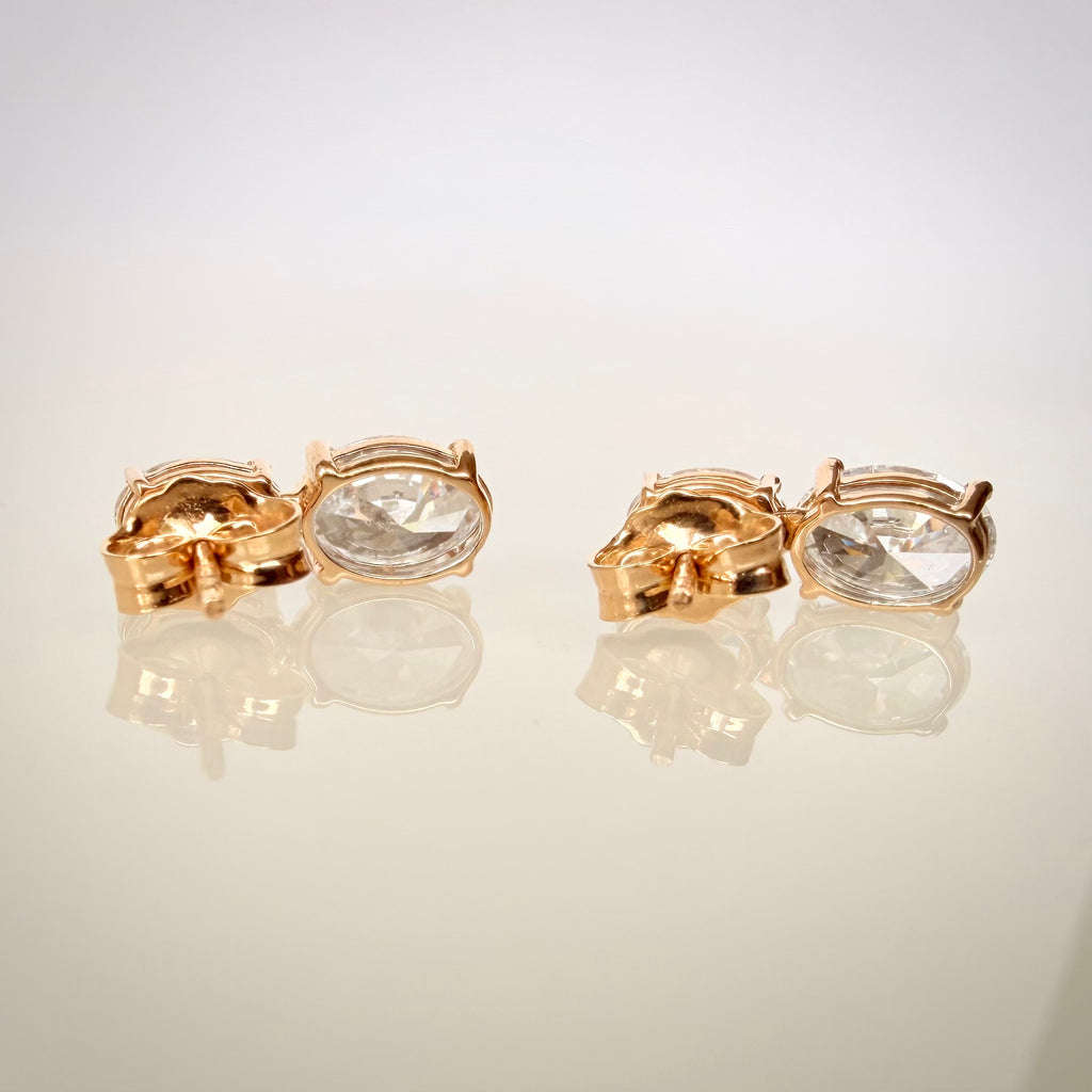 2,23 ct liikkuvat ovaalitimanttikorvakorut takaa