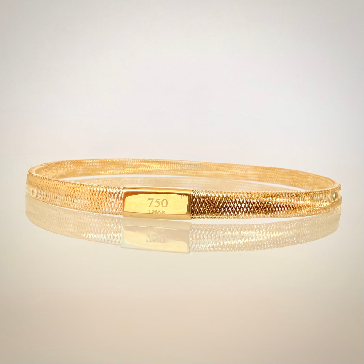 18K keltakultainen joustava mesh-rannekoru – Made in Italy edestä