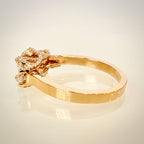 VK Signature Collection – Trilogy-timanttisormus 1,77 ct – 14K keltakulta sivuprofiili