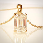 3,03 ct Emerald Cut -timanttikaulakoru – F/VVS2 – 14K keltakulta – IGI edestä