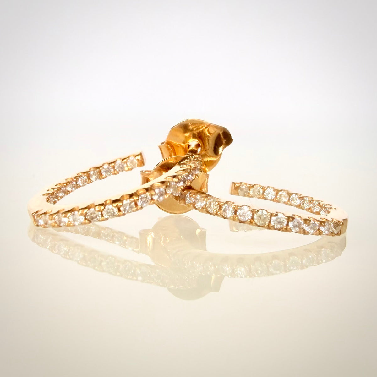 14K kultaiset timanttirengaskorvakorut 0,46 ct päällekkäin