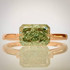 1,19 ct Fancy Vivid Green timanttisormus 14K ruusukulta edestä