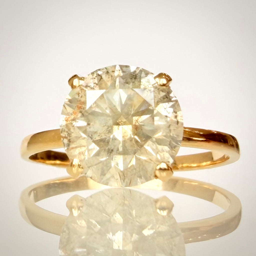 Luonnontimanttisormus noin 2,51 ct – Solitaire – 18K keltakulta edestä