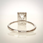 6,01 ct Emerald Cut solitaire-timanttisormus – F/VS1 – 14K valkokulta – IGI takaa