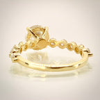 3,00 ct Hidden Halo -timanttisormus – 2,06 ct E/VS1 Triple Excellent – 14K keltakulta – IGI Takaa