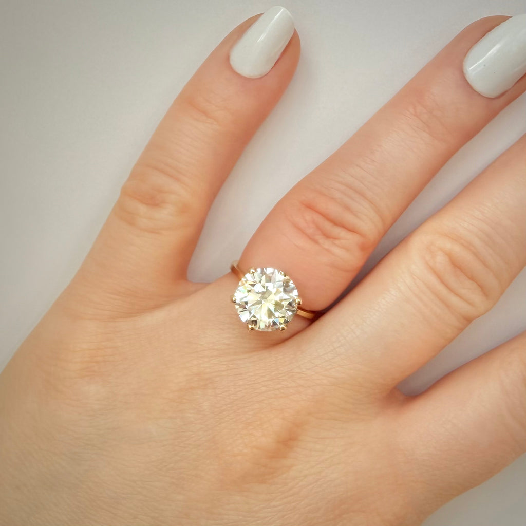5,07 ct solitaire-timanttisormus – F VVS2 Ideal – 14K keltakulta – IGI