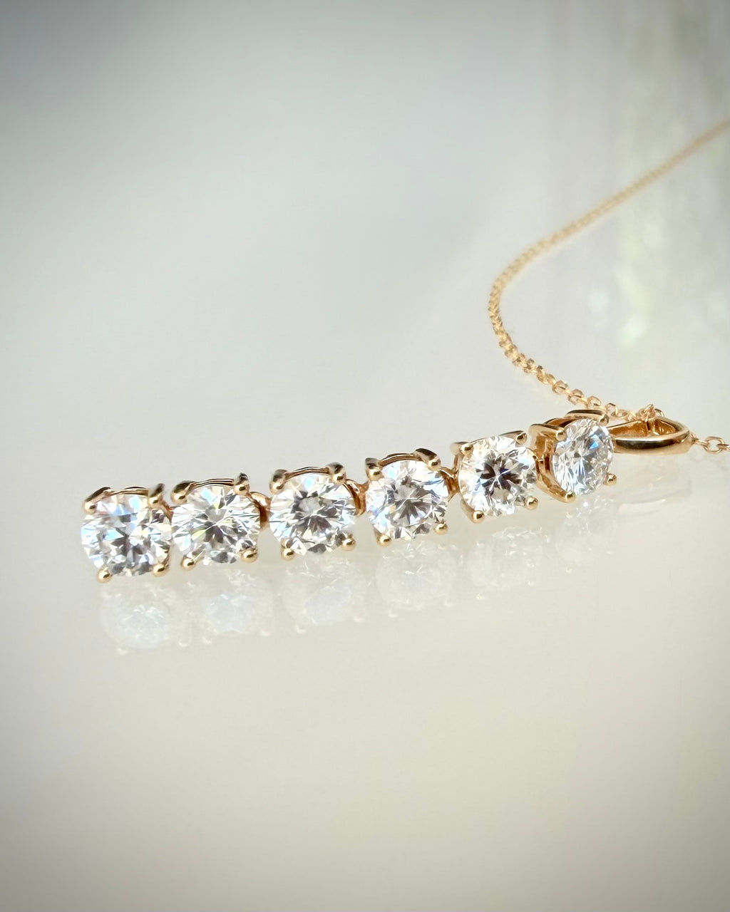 14K Timanttiriipus 1,08 ct & 18K Kultaketju