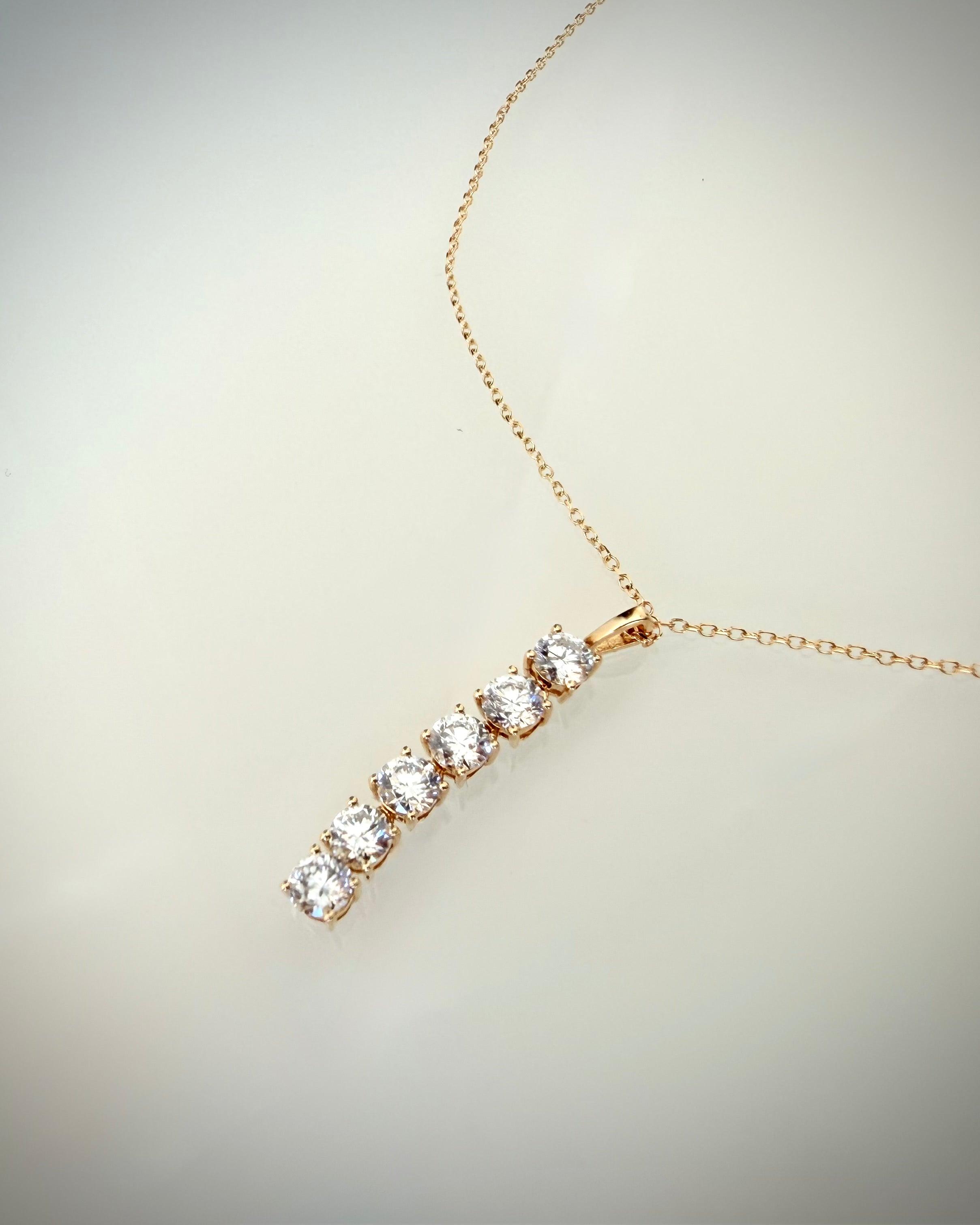 14K Timanttiriipus 1,08 ct & 18K Kultaketju
