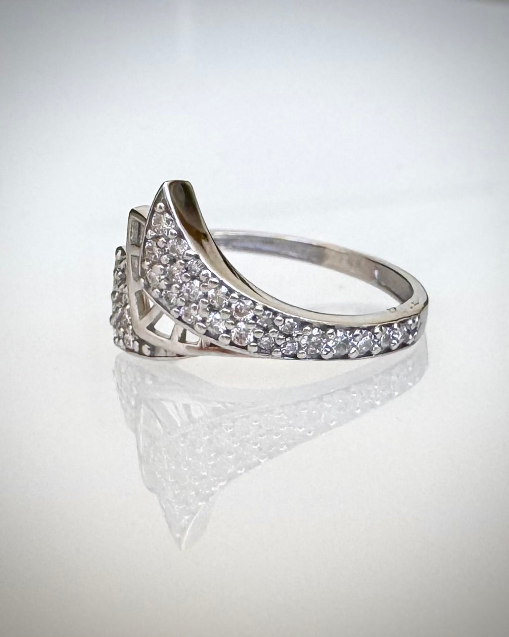 14K valkokultainen timanttisormus 0,40 ct