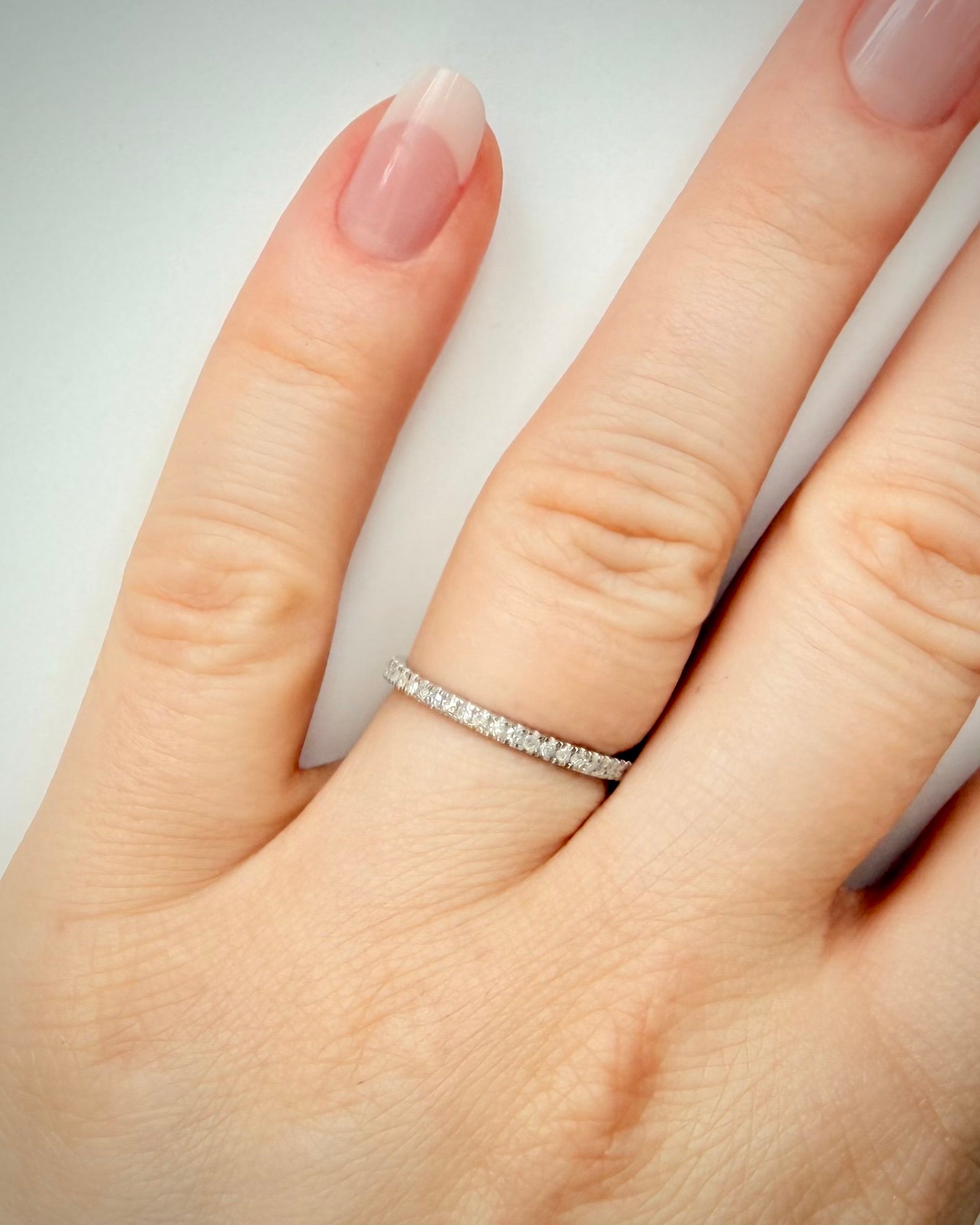 14K Full Eternity timanttisormus 0,38 ct