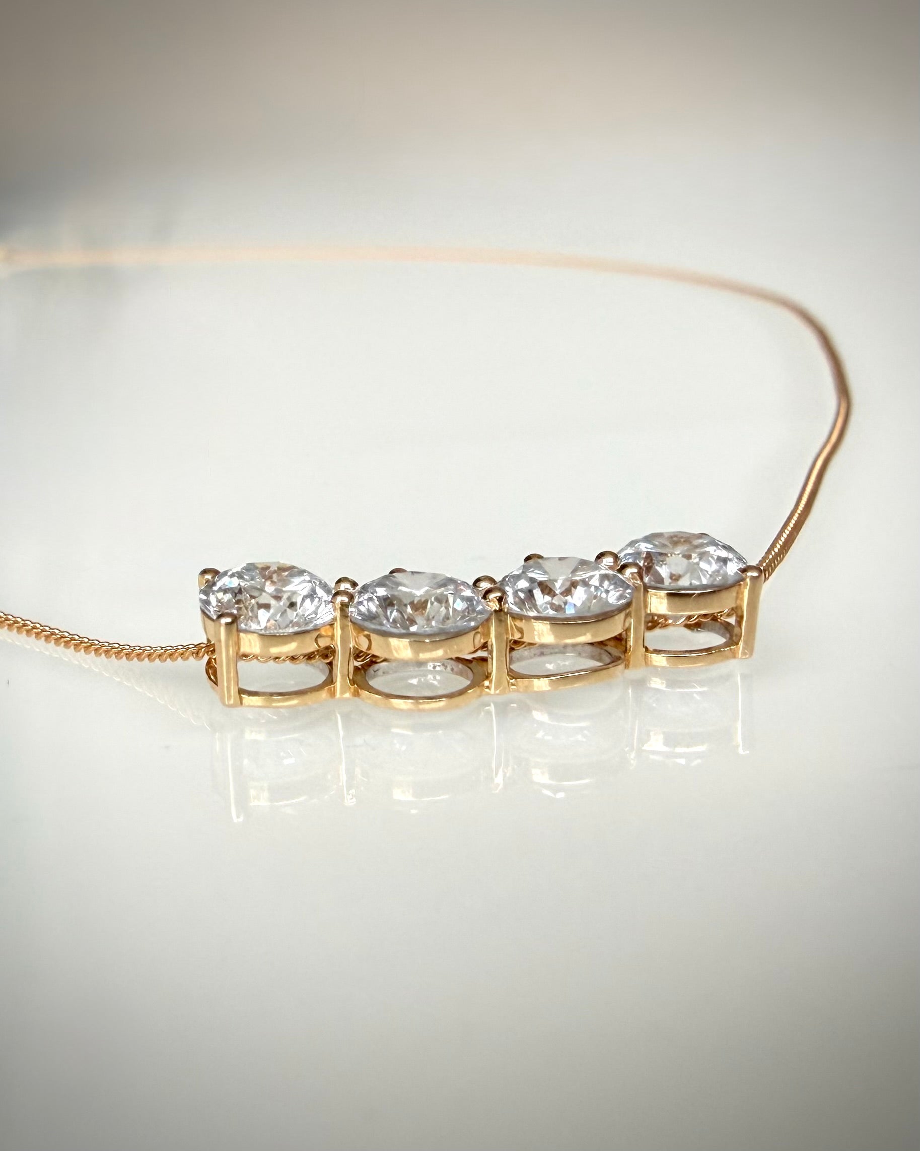 Timanttikaulakoru 2,29 ct 14k keltakulta