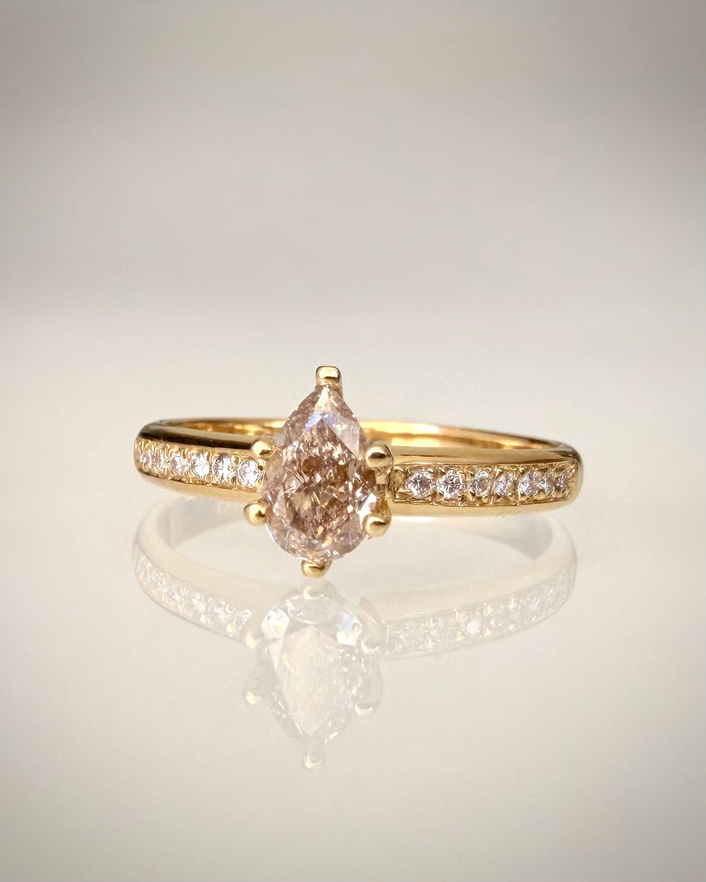 14K Keltakultainen Luonnontimanttisormus 0,62 ct