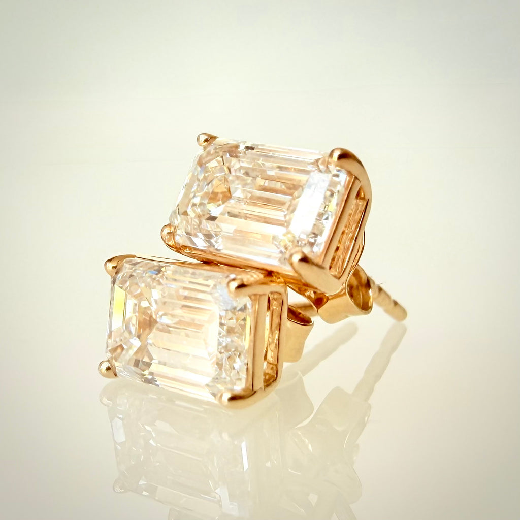 14 kt keltakultaiset smaragdihiotut timanttikorvakorut 2,13 ct – IGI