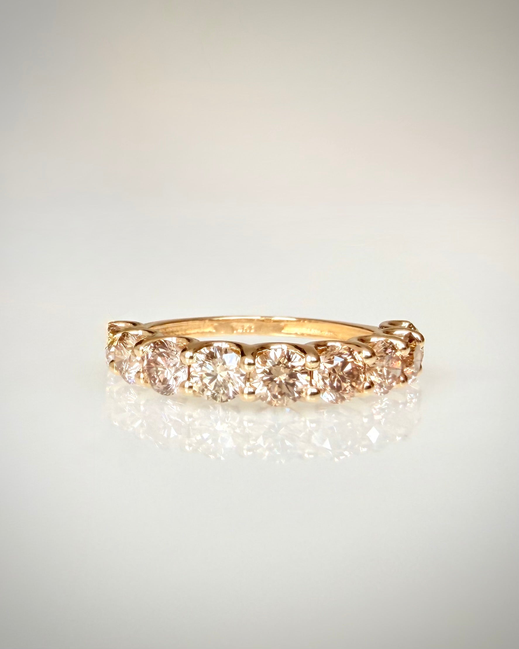 14K kultainen timanttirivisormus 1,99 ct – Light Champagne