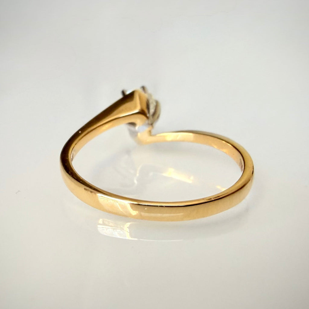 0,50 ct luonnontimanttisormus 18K kelta- ja valkokultaa