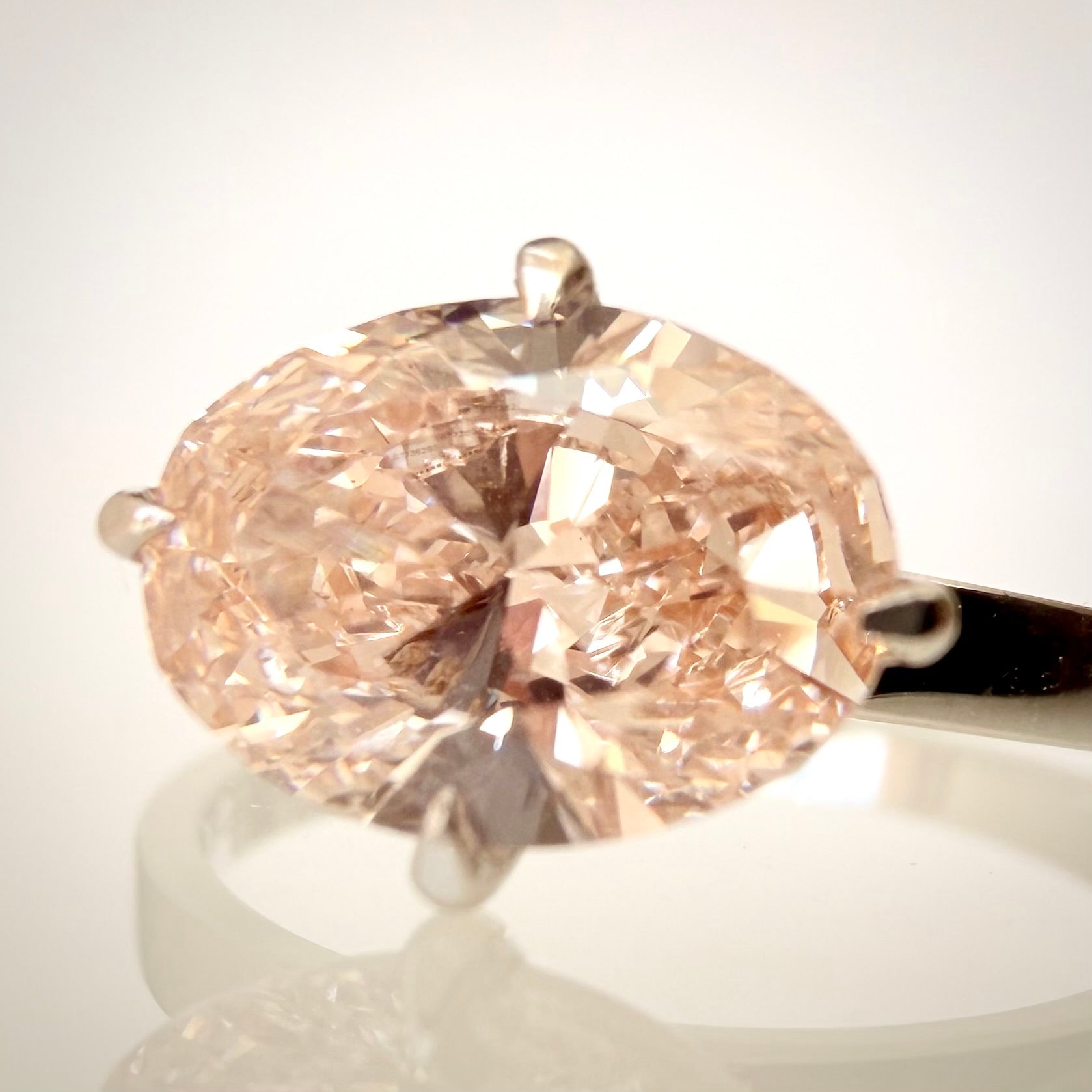 1,50 ct Light Rosé -timanttisormus 14K valkokultaa
