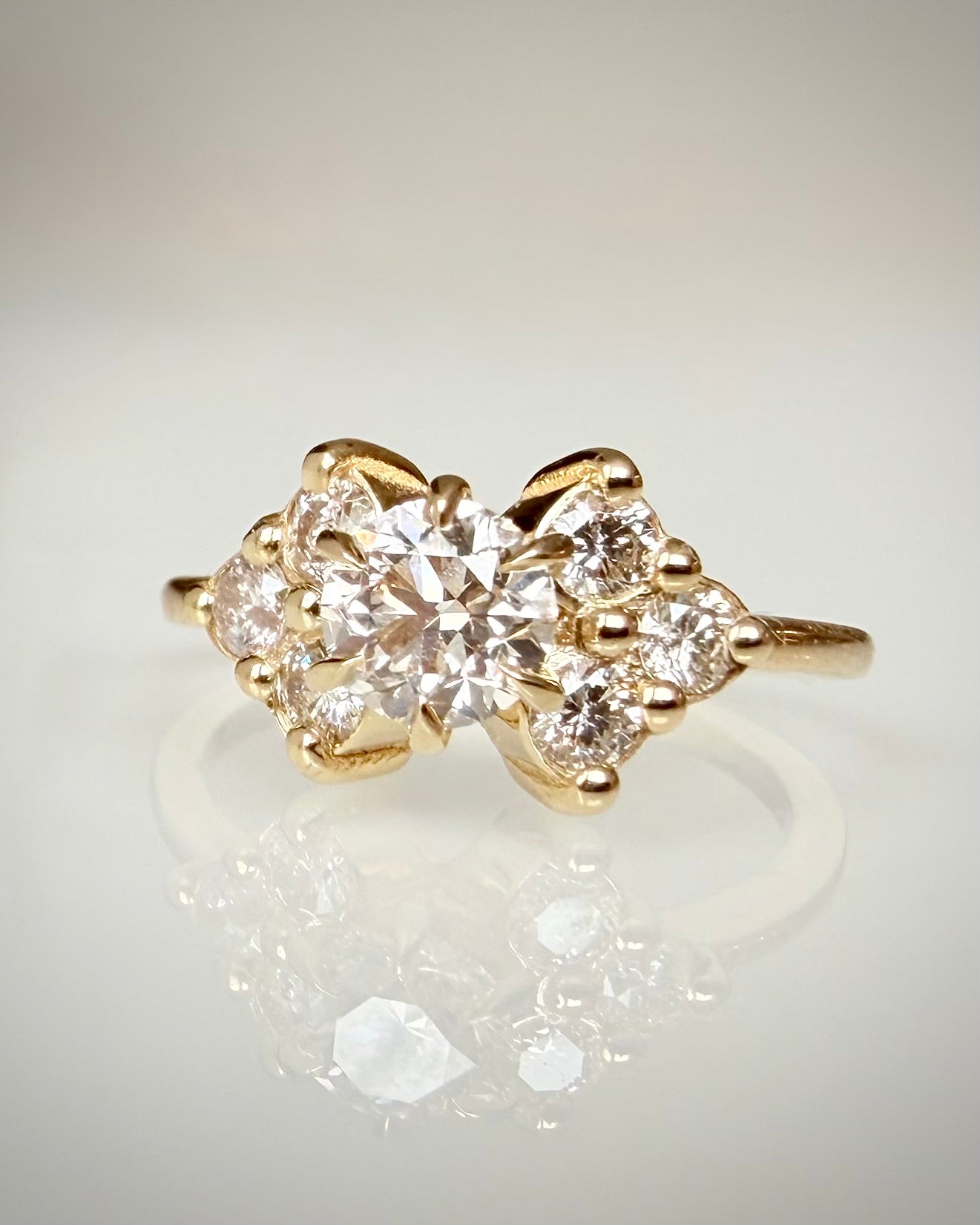 Timanttisormus 1,02 ct Light Champagne 14k keltakulta