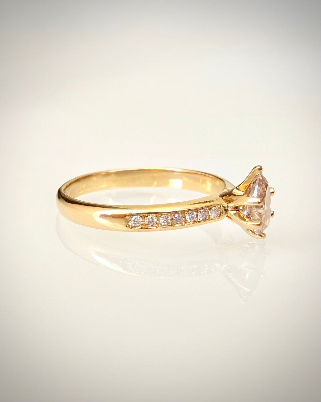 14K Keltakultainen Luonnontimanttisormus 0,62 ct