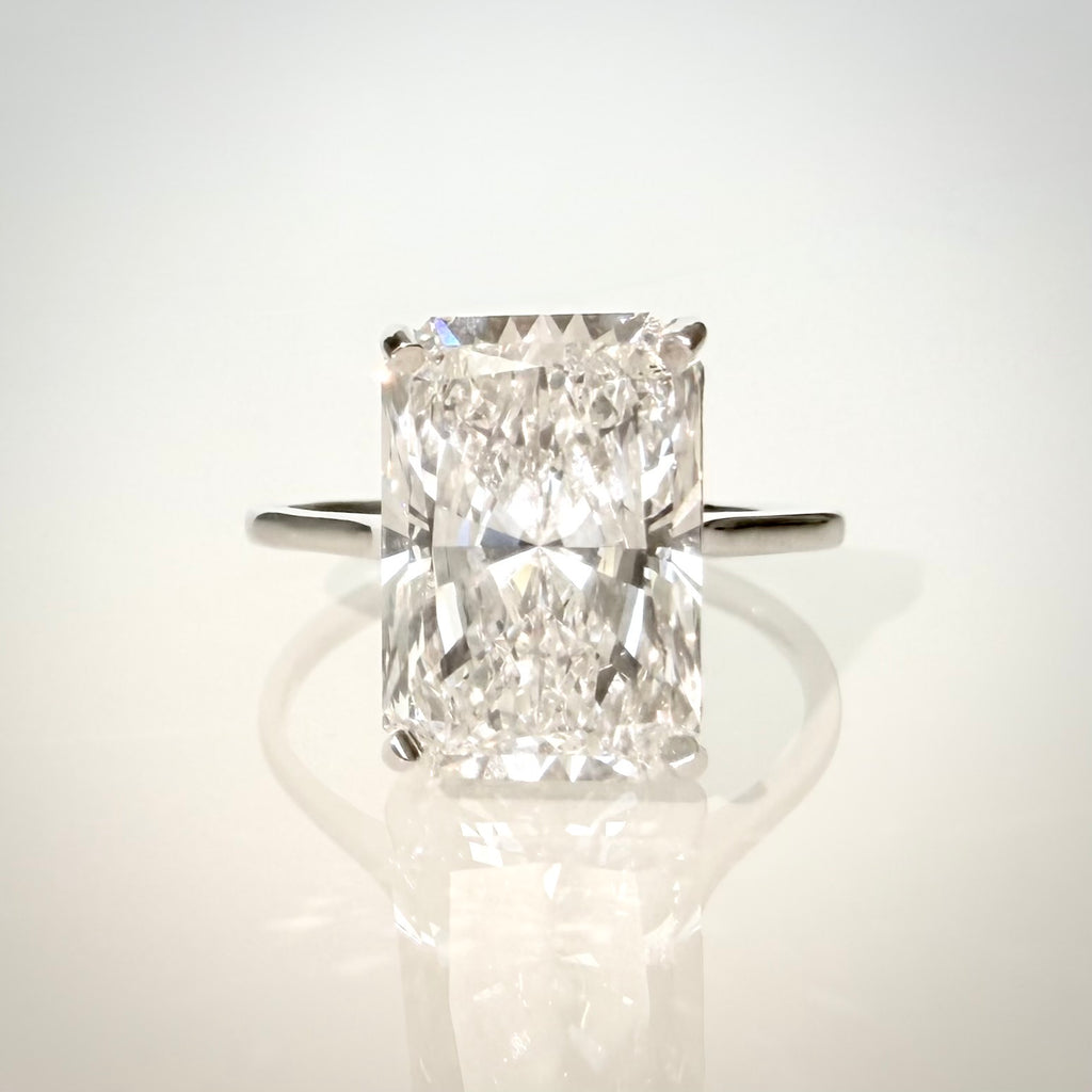 18K valkokultainen statement-timanttisormus 5,06 ct – Radiant – F/VS1 – IGI