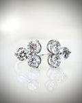 2,17 ct Open Cluster Timanttisormus – 14K Valkokulta | HRD Antwerp Jewellery Report
