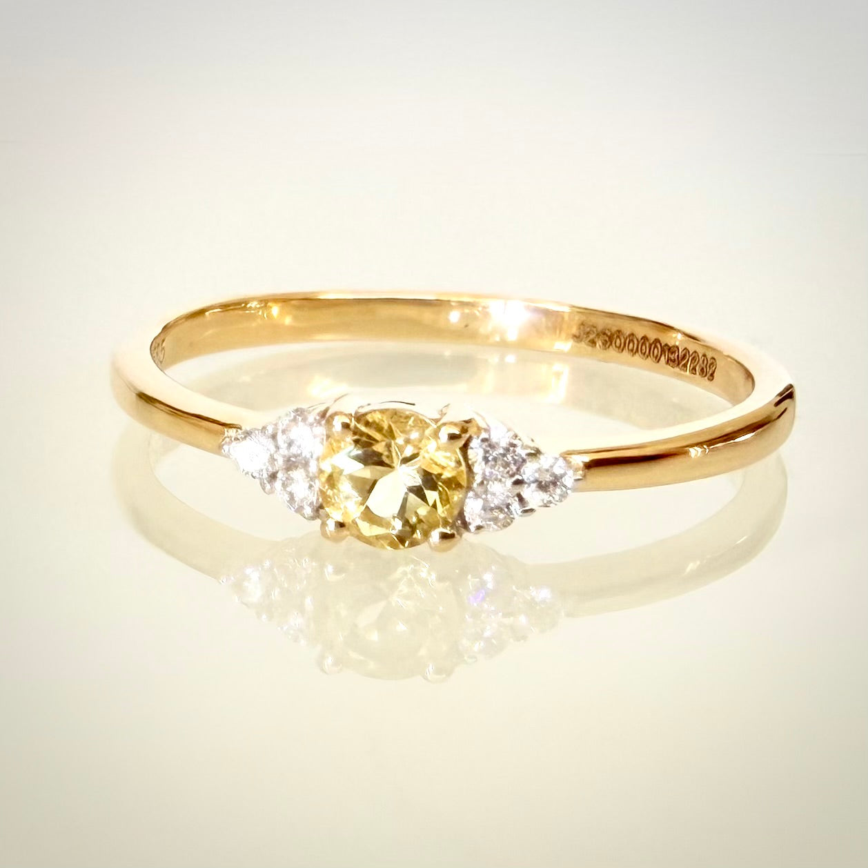 14K Kultasormus 0,16 ct Heliodori & 0,06 ct Luonnontimantit | HRD Antwerp