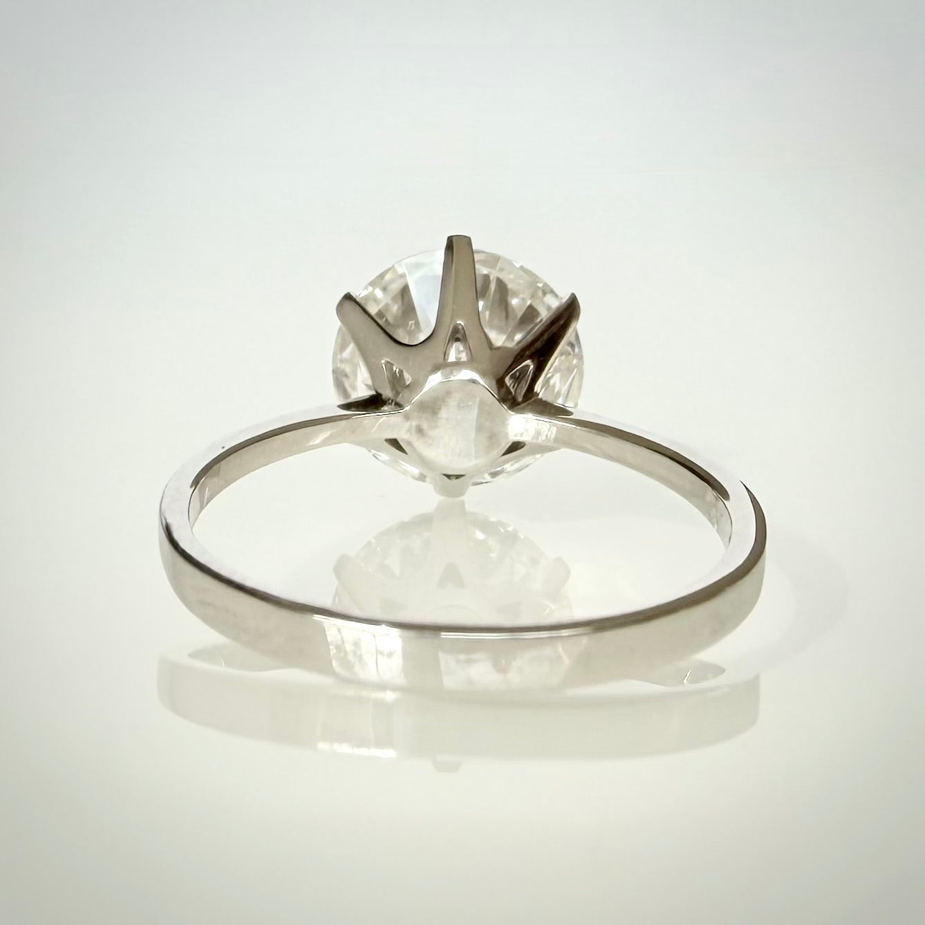3,09 ct solitaire-timanttisormus – E VS1 Triple Excellent – 18K valkokulta