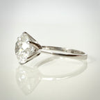 3,09 ct solitaire-timanttisormus – E VS1 Triple Excellent – 18K valkokulta