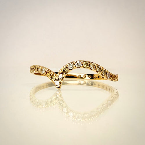 14K Chevron timanttisormus 0,38 ct – Keltakulta