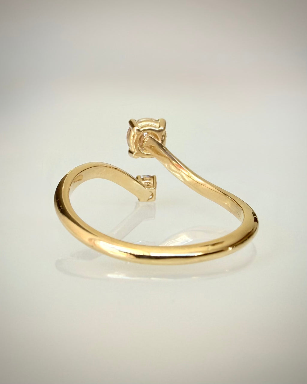 Timanttisormus 0,59 ct luonnontimantti