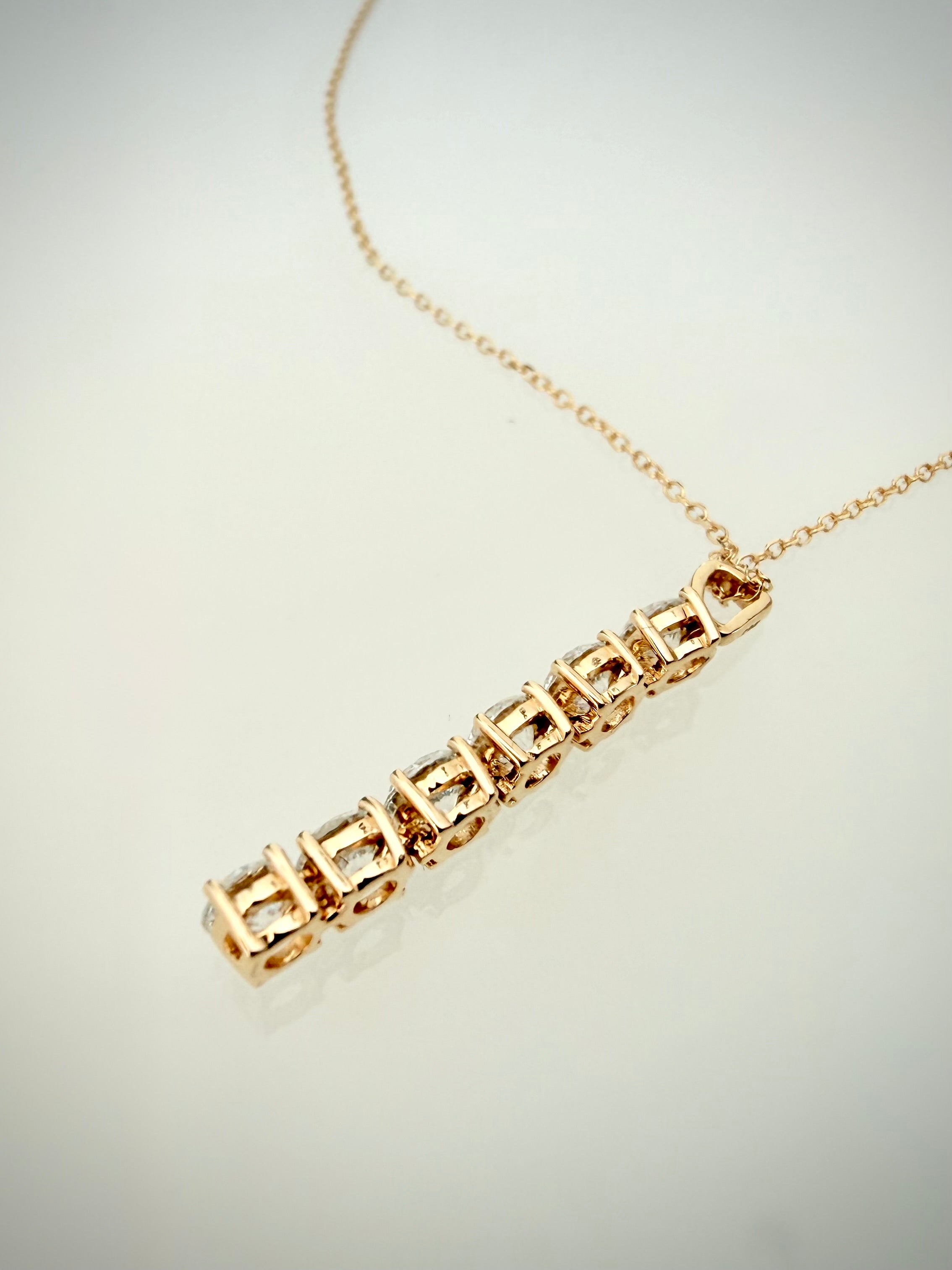 14K Timanttiriipus 1,08 ct & 18K Kultaketju