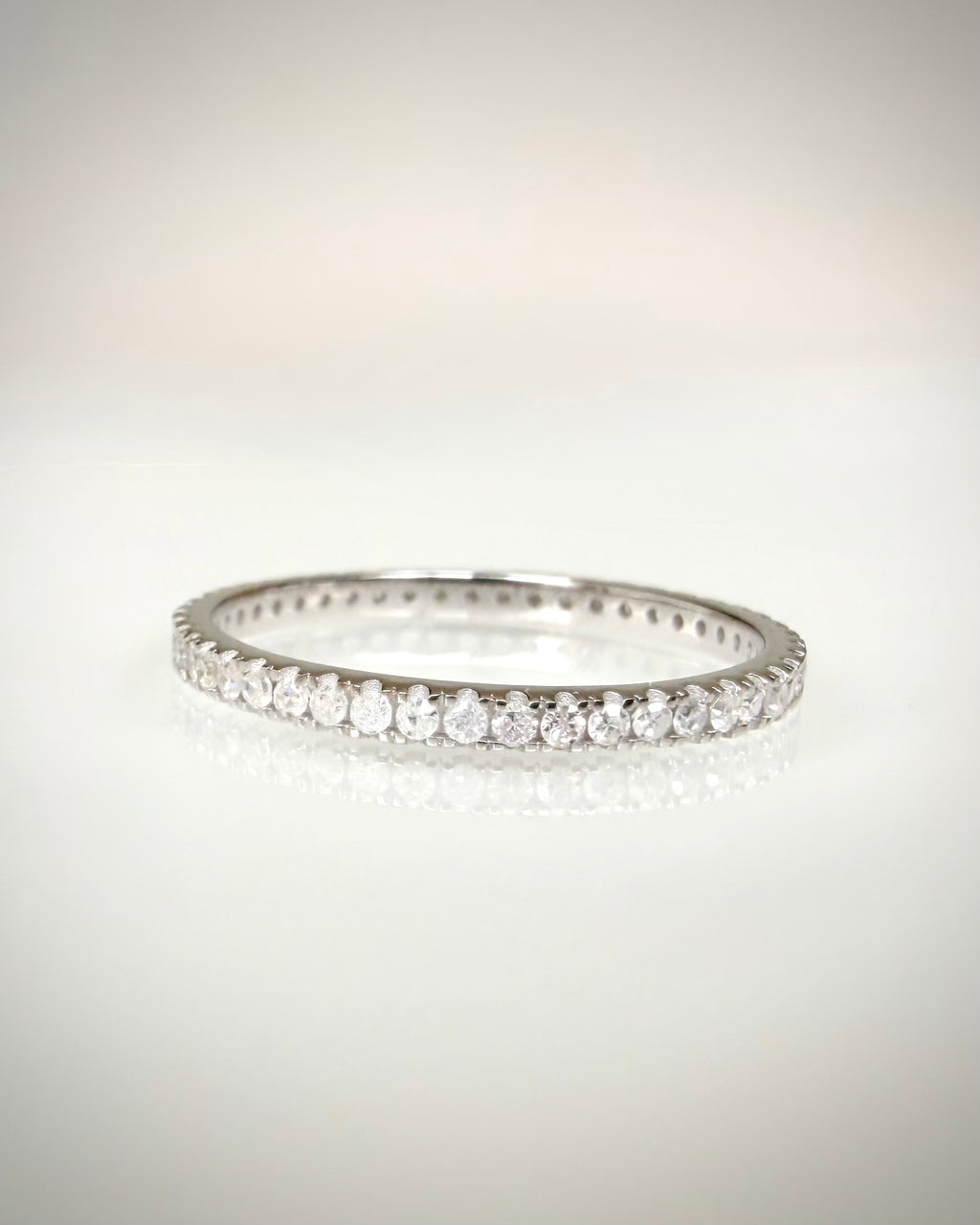 14K Full Eternity timanttisormus 0,38 ct
