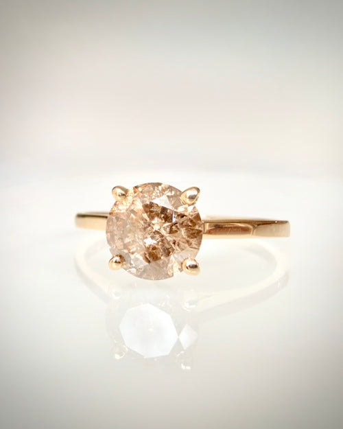 1,05 ct luonnontimanttisormus Fancy Deep Yellow Brown 14K keltakulta