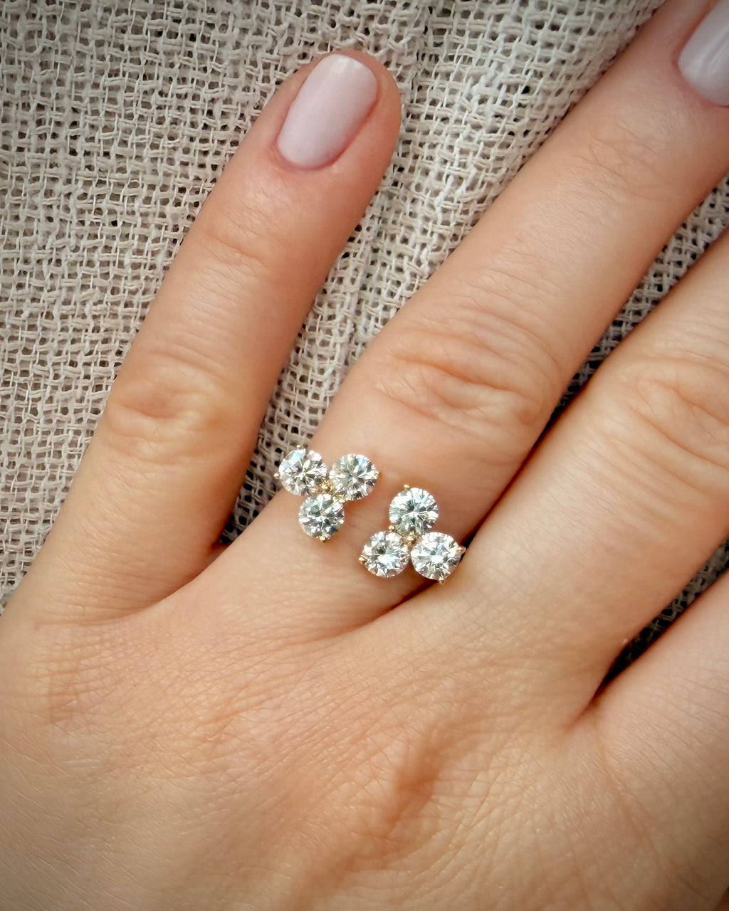 Timanttisormus 2,13 ct:n Luxury Cluster 14k keltakulta