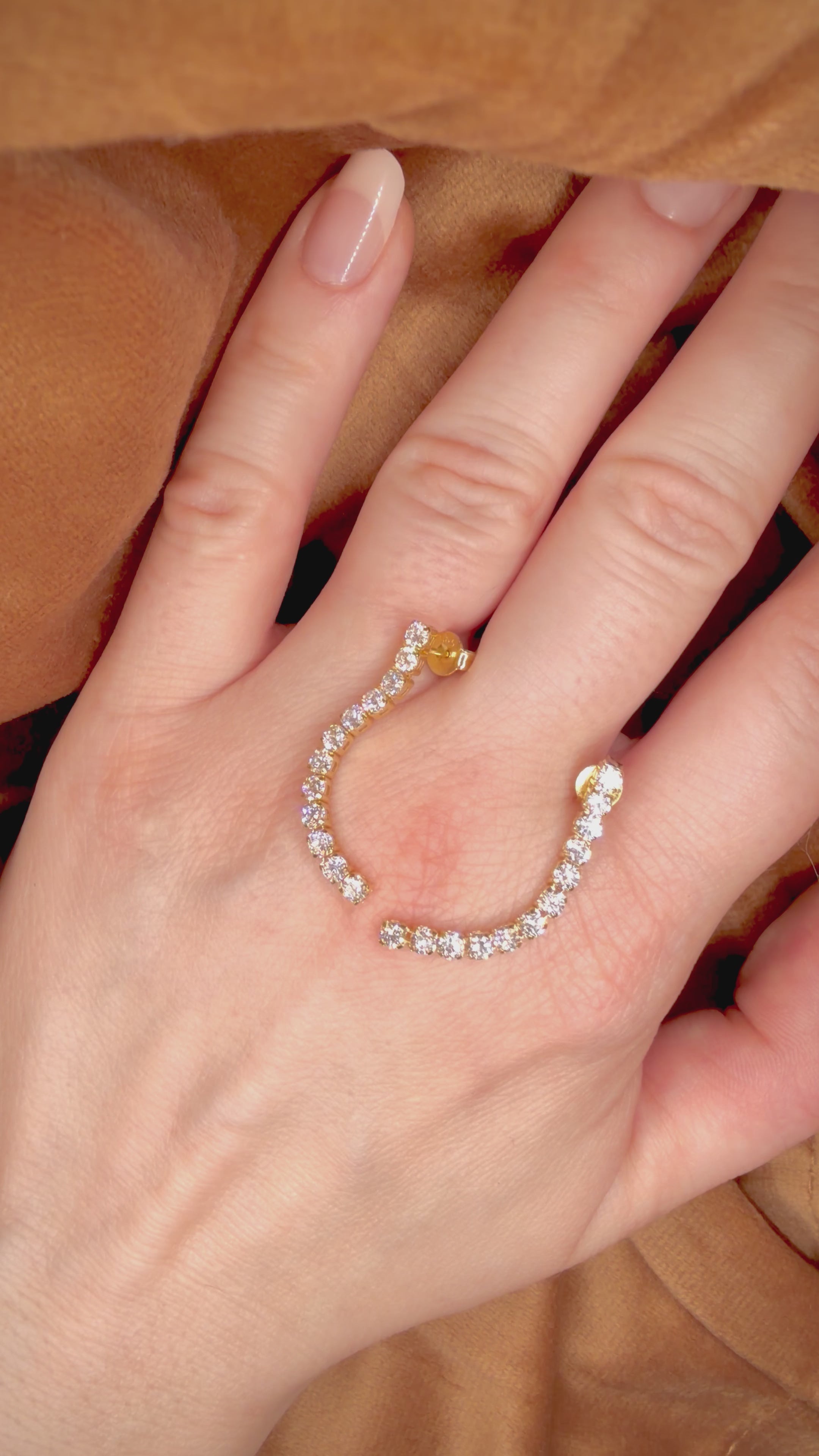 1,90 ct timanttirivikorvakorut – 14K keltakulta – D–E/VVS – IGI videolla
