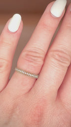 0,19 ct luonnontimantti-stackring 14K keltakulta - Italy sormessa videolla